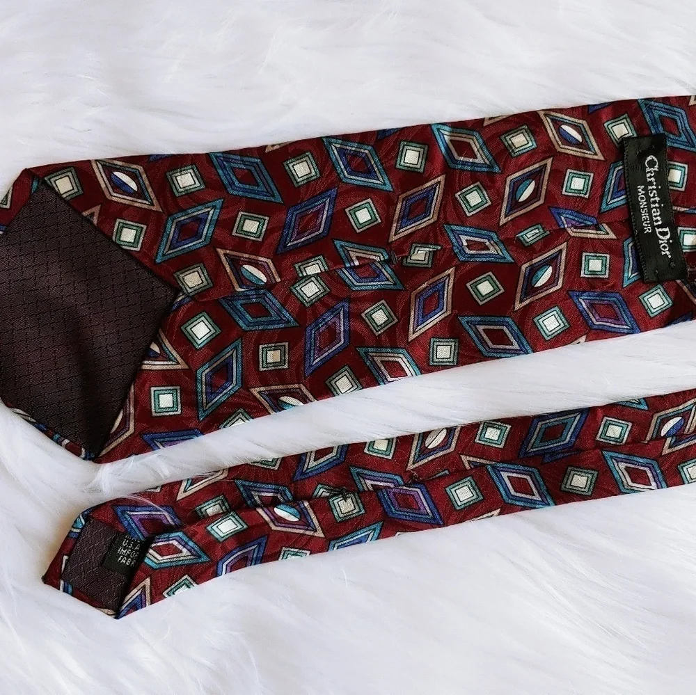 Vintage Christian Dior Silk Diamond Tie 59
